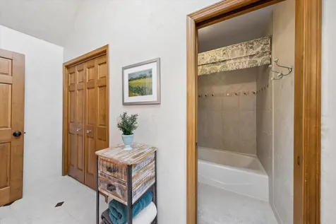 29W306 Oak Lane West Chicago IL 60185