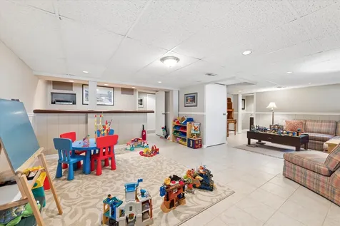 29W306 Oak Lane West Chicago IL 60185