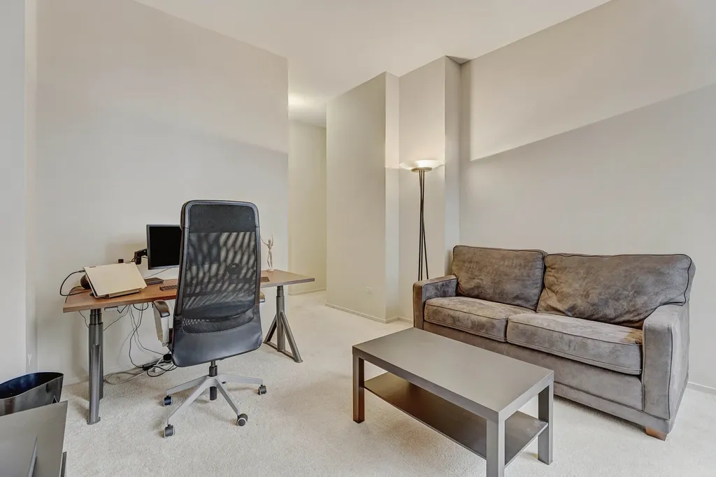 130 South Canal Street Chicago IL 60606