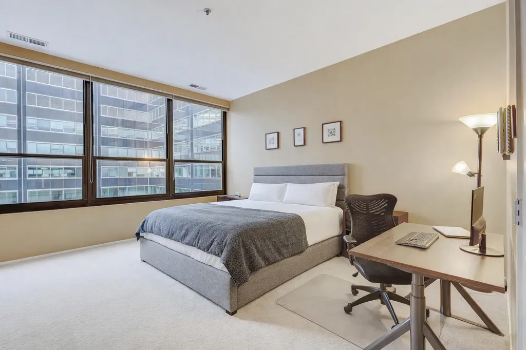 130 South Canal Street Chicago IL 60606