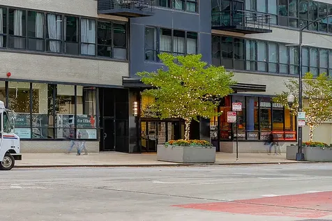 130 South Canal Street Chicago IL 60606