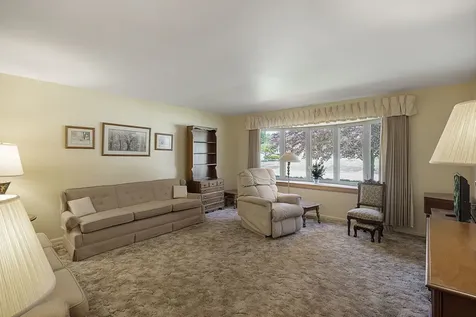 218 Gladys Avenue Fox River Grove IL 60021