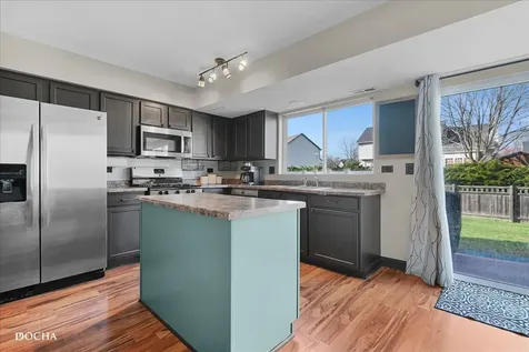 123 Eisenhower Drive Oswego IL 60543