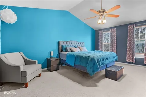 123 Eisenhower Drive Oswego IL 60543