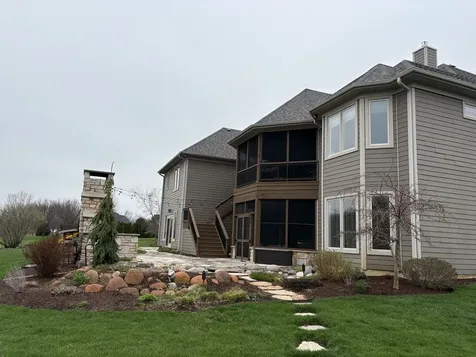 1854 West Forestview Drive Sycamore IL 60178