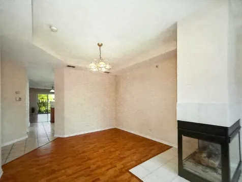 1002 Kensington Drive Northbrook IL 60062