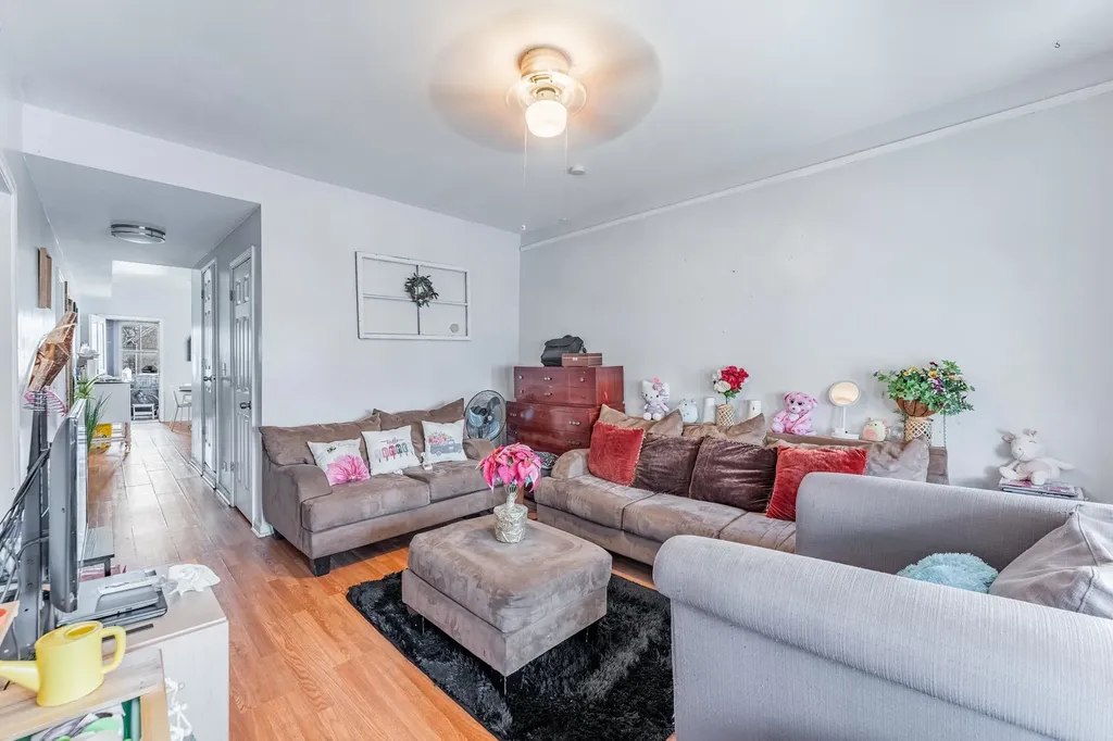 2849 South Kolin Avenue Chicago IL 60623