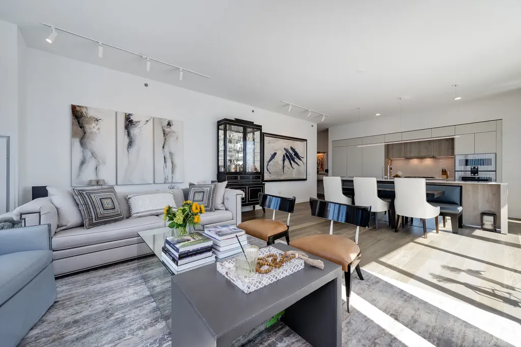 211 North Harbor Drive Chicago IL 60601