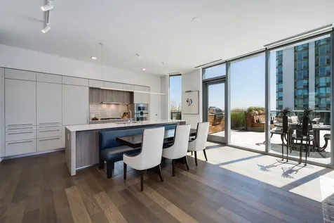 211 North Harbor Drive Chicago IL 60601