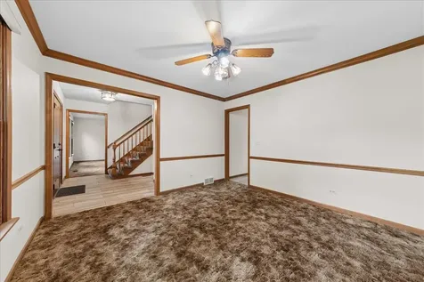 1335 Gaslight Drive Algonquin IL 60102