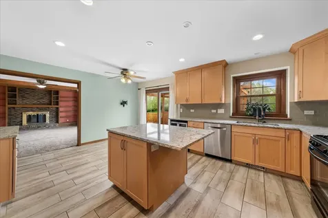1335 Gaslight Drive Algonquin IL 60102