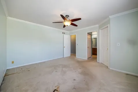 2067 Peach Tree Lane Algonquin IL 60102