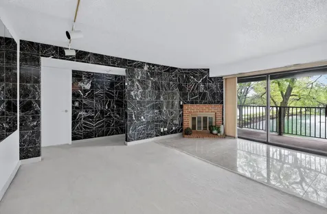 8212 Anchor Drive Woodridge IL 60517