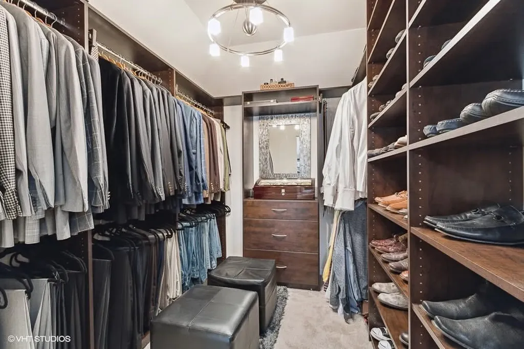 3931 Walnut Court Rolling Meadows IL 60008