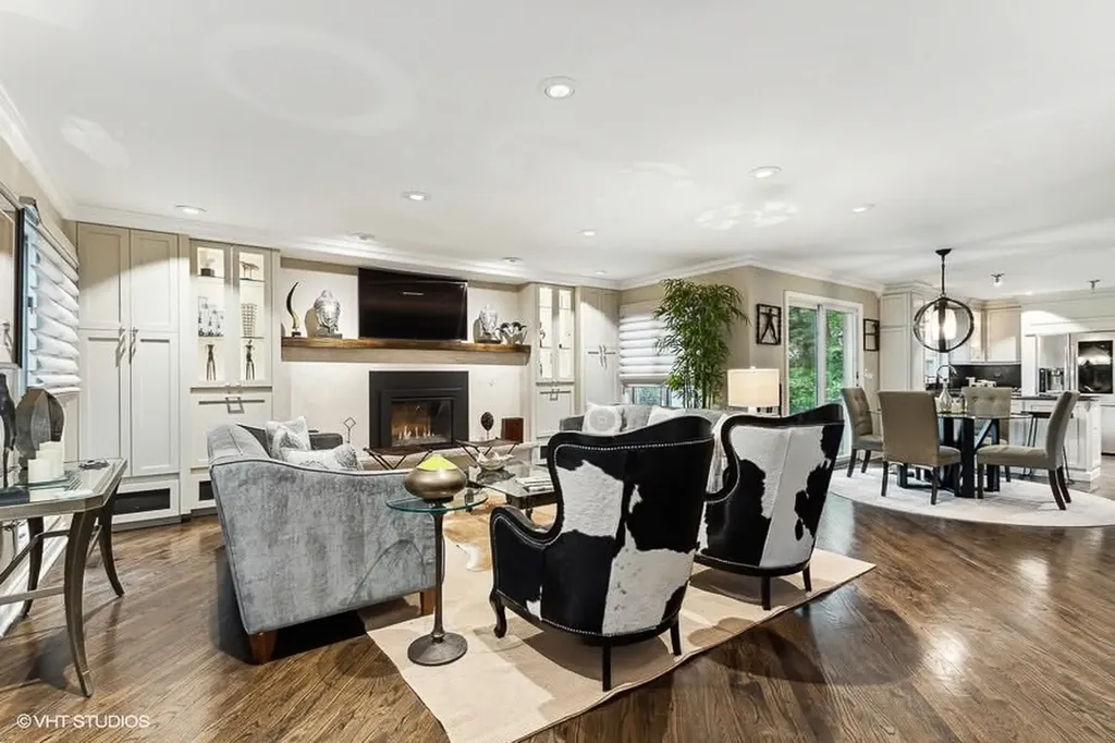 3931 Walnut Court Rolling Meadows IL 60008