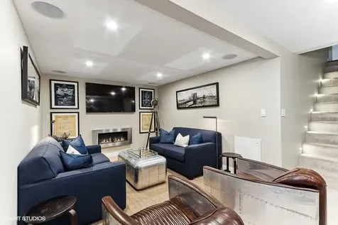 3931 Walnut Court Rolling Meadows IL 60008