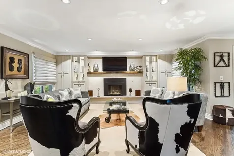 3931 Walnut Court Rolling Meadows IL 60008