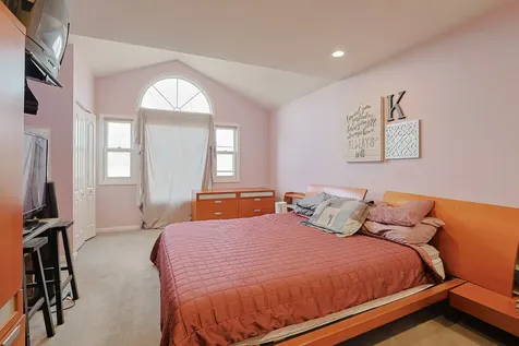3 Chestnut Terrace Buffalo Grove IL 60089