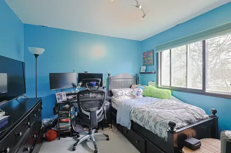 3 Chestnut Terrace Buffalo Grove IL 60089