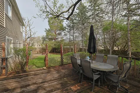 3 Chestnut Terrace Buffalo Grove IL 60089