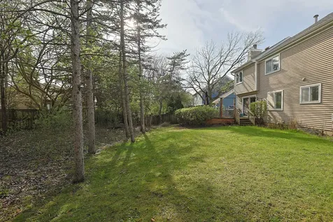 3 Chestnut Terrace Buffalo Grove IL 60089