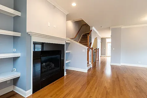 955 West 37th Street Chicago IL 60609