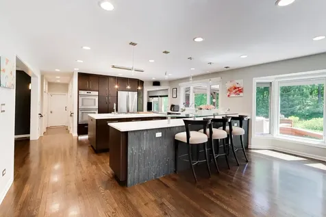 25291 North Saint Marys Road Libertyville IL 60048