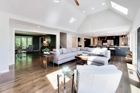 25291 North Saint Marys Road Libertyville IL 60048