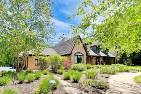 25291 North Saint Marys Road Libertyville IL 60048