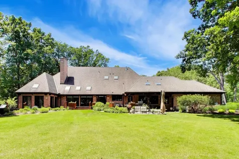 25291 North Saint Marys Road Libertyville IL 60048