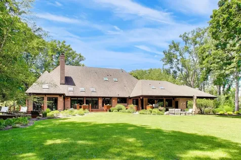 25291 North Saint Marys Road Libertyville IL 60048