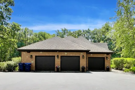 25291 North Saint Marys Road Libertyville IL 60048