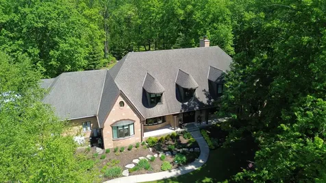 25291 North Saint Marys Road Libertyville IL 60048
