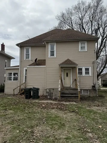 706 Locust Street Sterling IL 61081