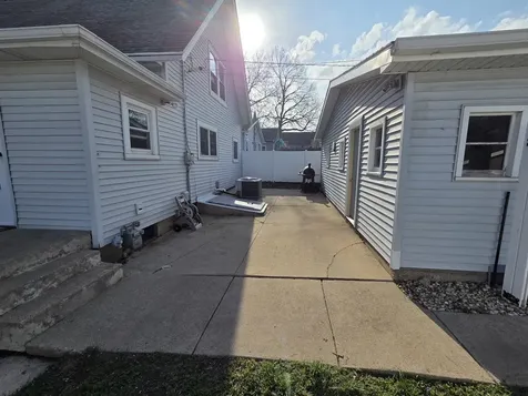 124 East 4th Street Spring Valley IL 61362