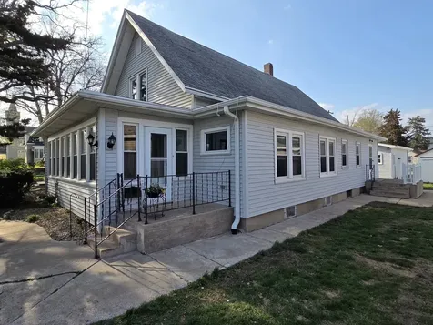 124 East 4th Street Spring Valley IL 61362