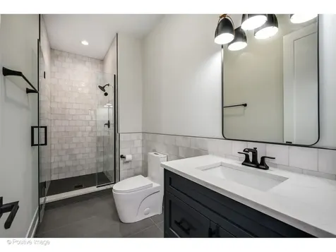 1845 West Wellington Avenue Chicago IL 60657