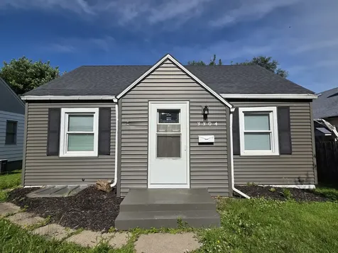 3304 12TH Street Rock Island IL 61201
