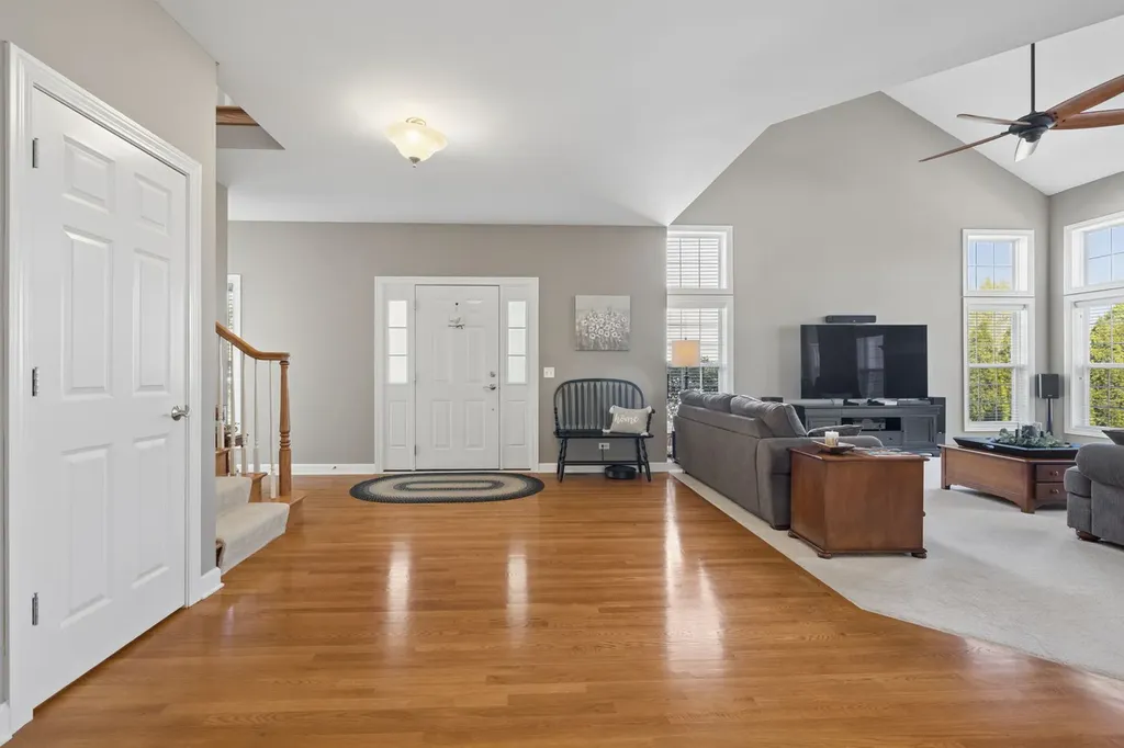 26404 West Red Apple Road Plainfield IL 60585