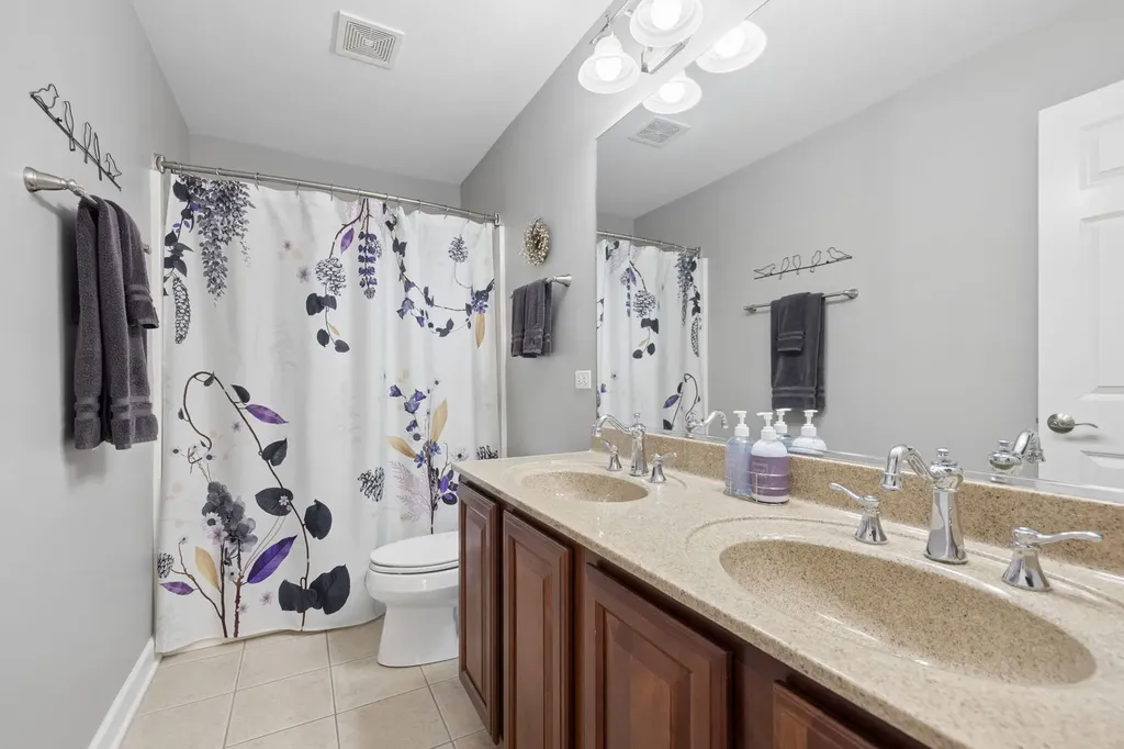 26404 West Red Apple Road Plainfield IL 60585