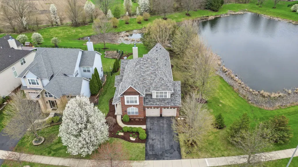 26404 West Red Apple Road Plainfield IL 60585