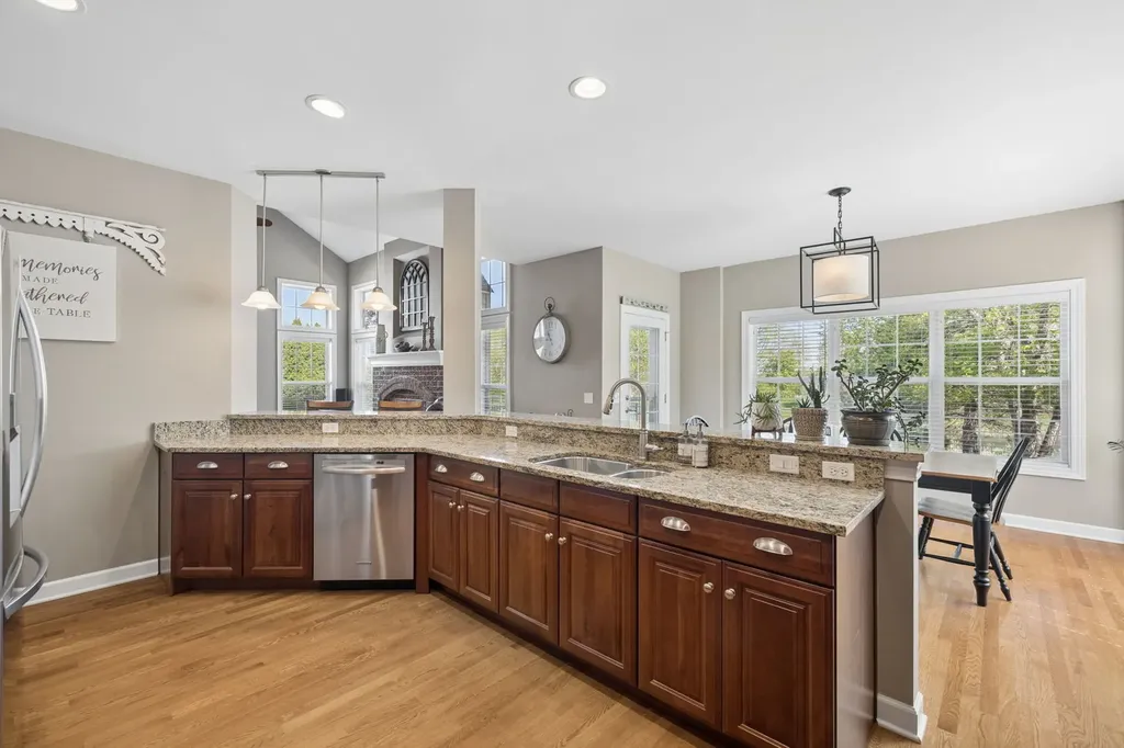 26404 West Red Apple Road Plainfield IL 60585