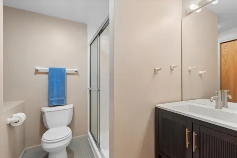500 Parkview Place Burr Ridge IL 60527