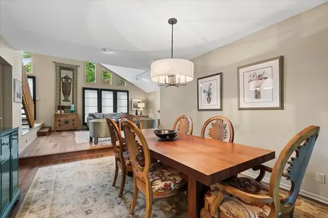 500 Parkview Place Burr Ridge IL 60527