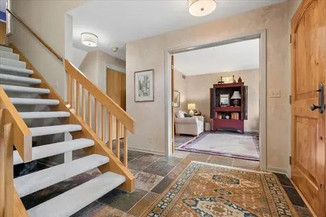 500 Parkview Place Burr Ridge IL 60527