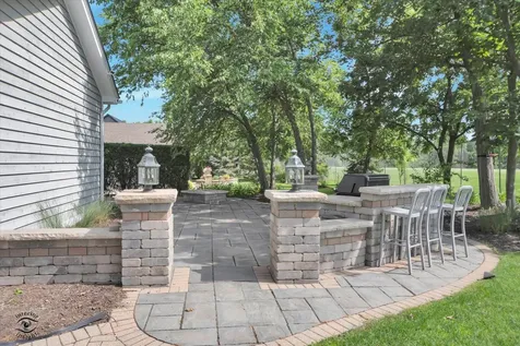 20687 Settlers Lane Frankfort IL 60423