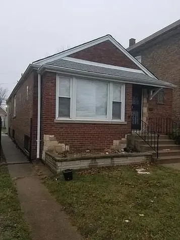 8128 South Coles Avenue Chicago IL 60617