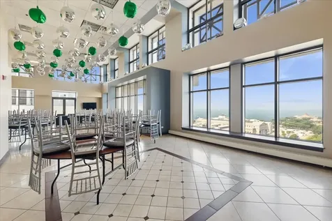 1335 South Prairie Avenue Chicago IL 60605