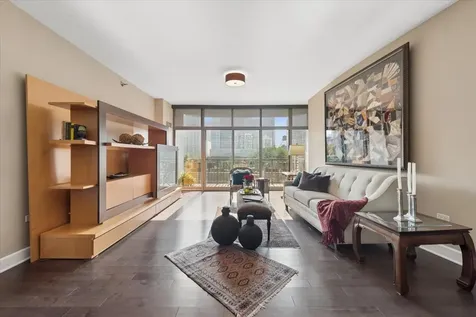 1335 South Prairie Avenue Chicago IL 60605