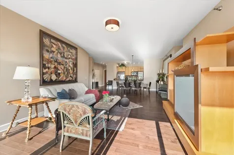 1335 South Prairie Avenue Chicago IL 60605